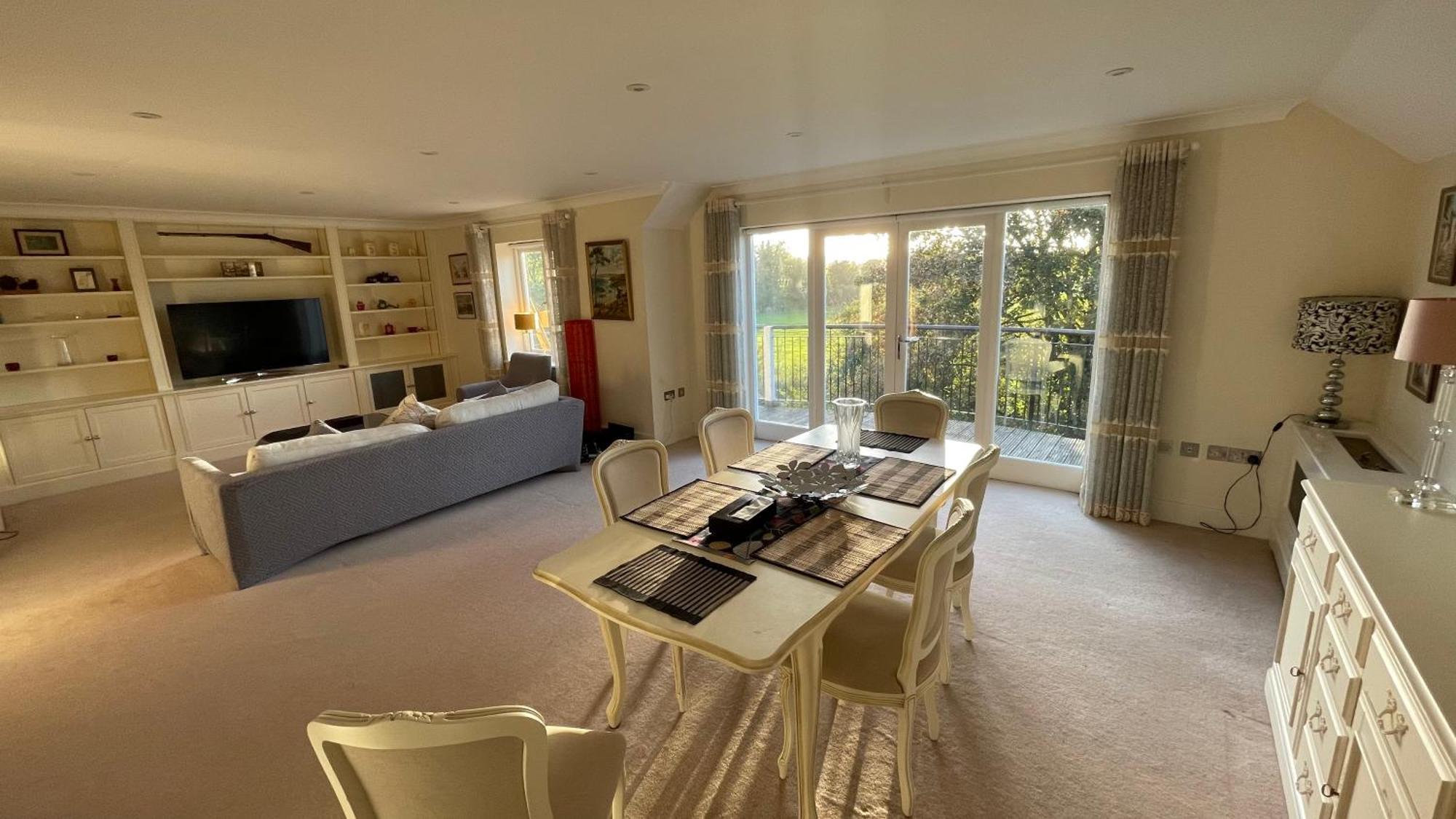 Top Floor En-Suite Double Bedrooms With Great View Of Windsor Castle & Free Parking Dış mekan fotoğraf