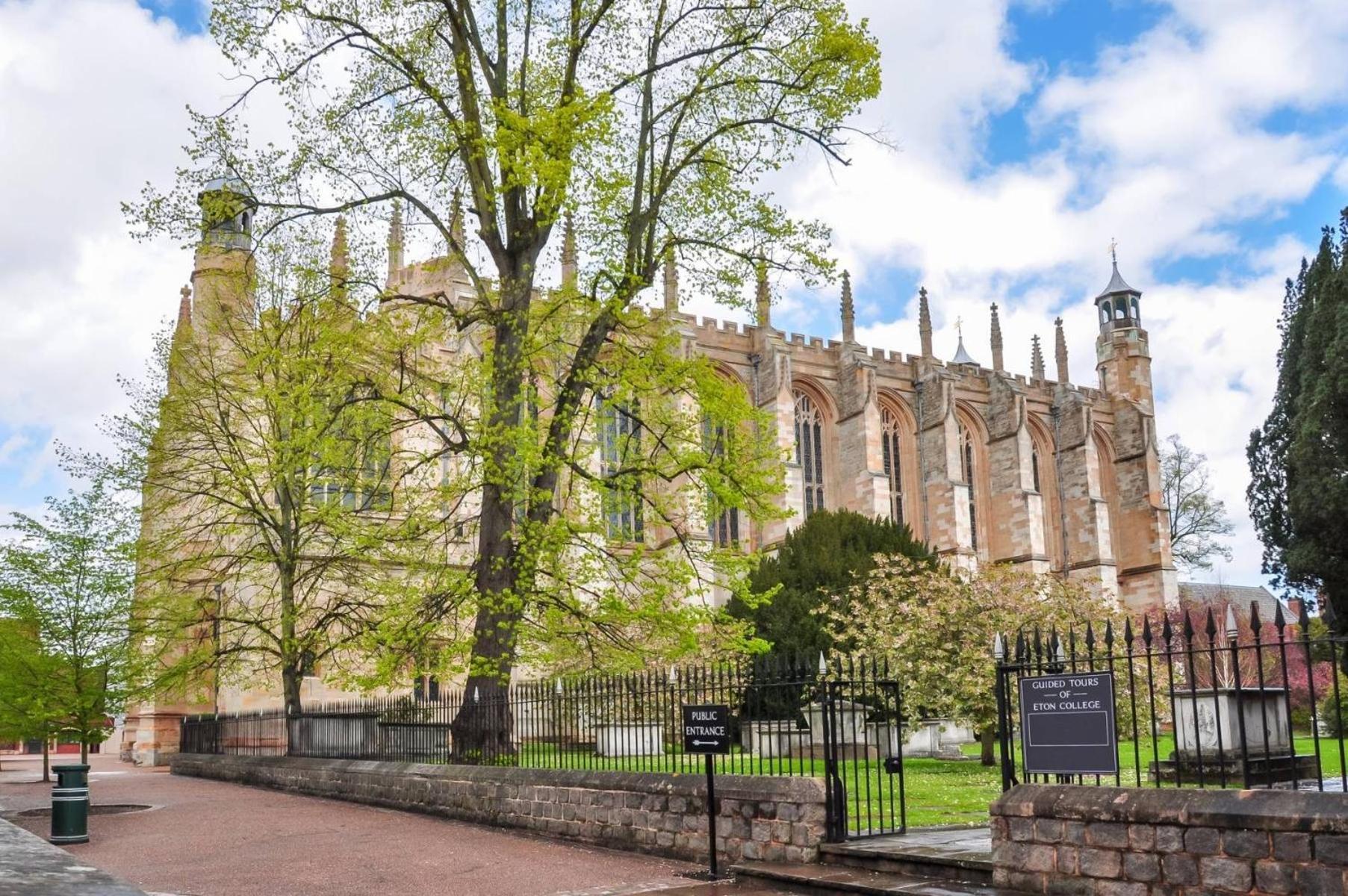 Top Floor En-Suite Double Bedrooms With Great View Of Windsor Castle & Free Parking Dış mekan fotoğraf